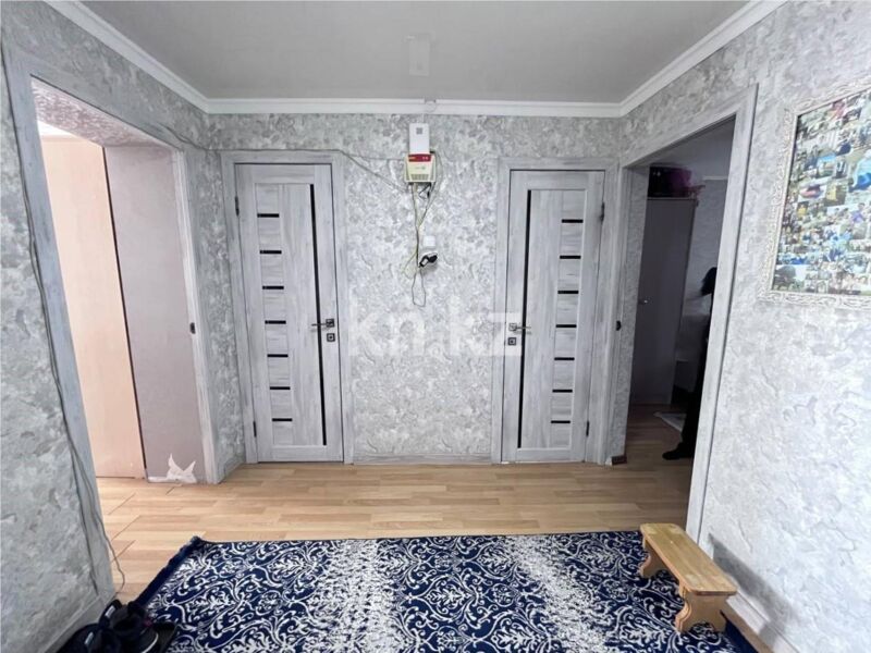 Продажа 3-комнатной квартиры, 61 м² - Продажа трехкомнатных квартир в Майкудуке Караганды - страница 9 фото 10 из 21