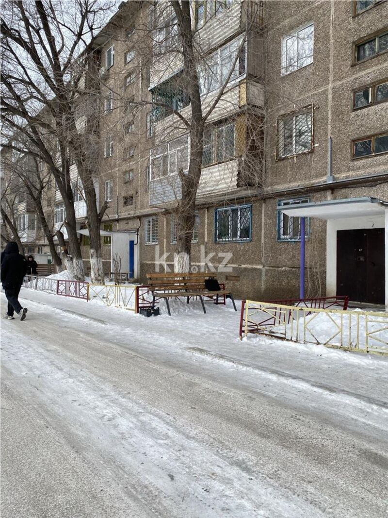 Продажа 2-комнатной квартиры, 44 м² - Продажа двухкомнатных квартир в панельном доме в Темиртау - страница 11 фото 14 из 16