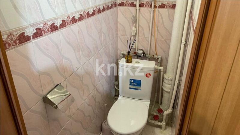 Продажа 4-комнатной квартиры, 62 м² - Продажа офисных и торговых помещений в Таразе фото 9 из 14