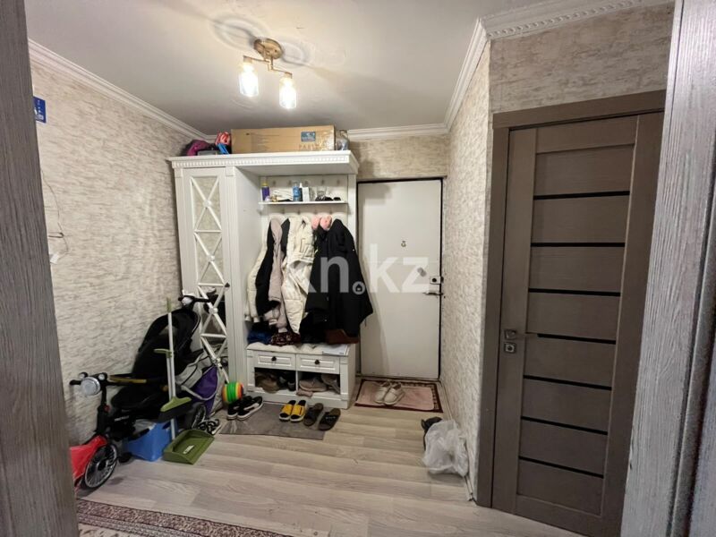Продажа 3-комнатной квартиры, 63 м² - Продажа трехкомнатных квартир в Майкудуке Караганды - страница 3 фото 11 из 16