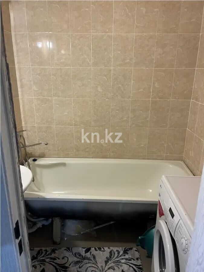 Продажа 1-комнатной квартиры, 40 м² - Продажа однокомнатных квартир в панельном доме в Караганде - страница 8 фото 3 из 5