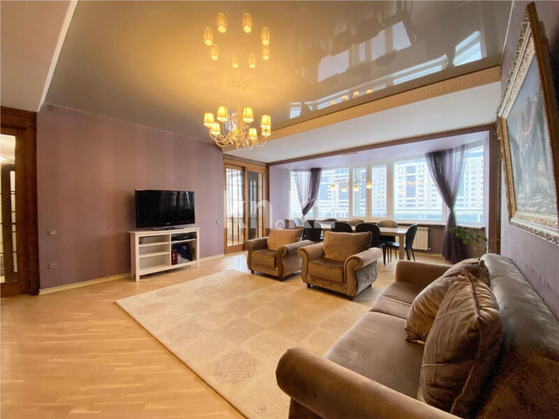 Продажа 5-комнатной квартиры, 204 м² - Продажа пятикомнатных и более квартир в монолитно-каркасном доме в Астане - страница 2 фото 1 из 31