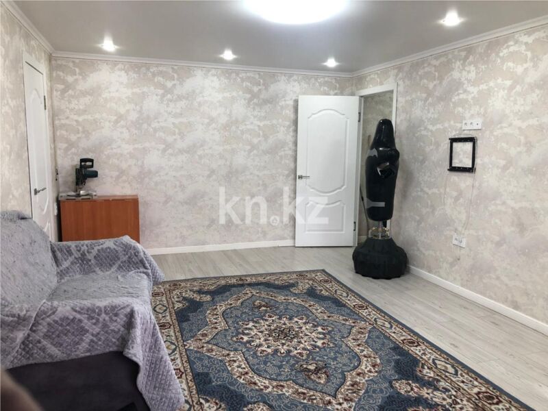 Продажа 3-комнатной квартиры, 44 м² - Продажа трехкомнатных квартир в Майкудуке Караганды - страница 11 фото 2 из 7