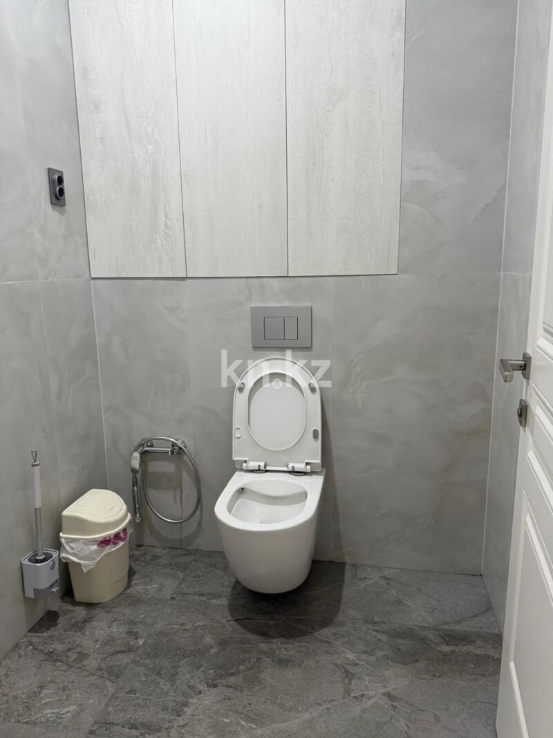 Продажа 3-комнатной квартиры, 90 м² - Продажа квартир в Караганде - страница 13 фото 11 из 30