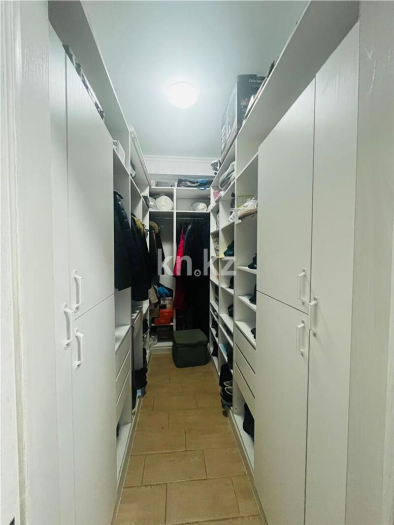 Продажа 4-комнатной квартиры, 131 м² - Продажа четырехкомнатных квартир в кирпичном доме в Караганде - страница 8 фото 21 из 23