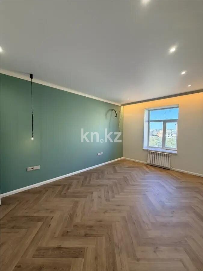 Продажа 3-комнатной квартиры, 135 м² - Продажа трехкомнатных квартир в Михайловке Караганды фото 2 из 4