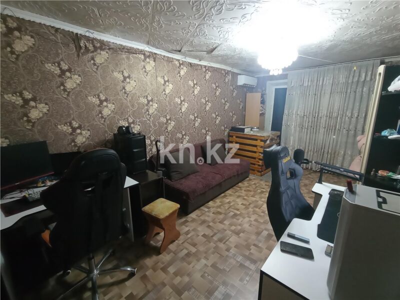 Продажа 2-комнатной квартиры, 48 м² - Продажа двухкомнатных квартир в Майкудуке Караганды - страница 8 фото 1 из 5