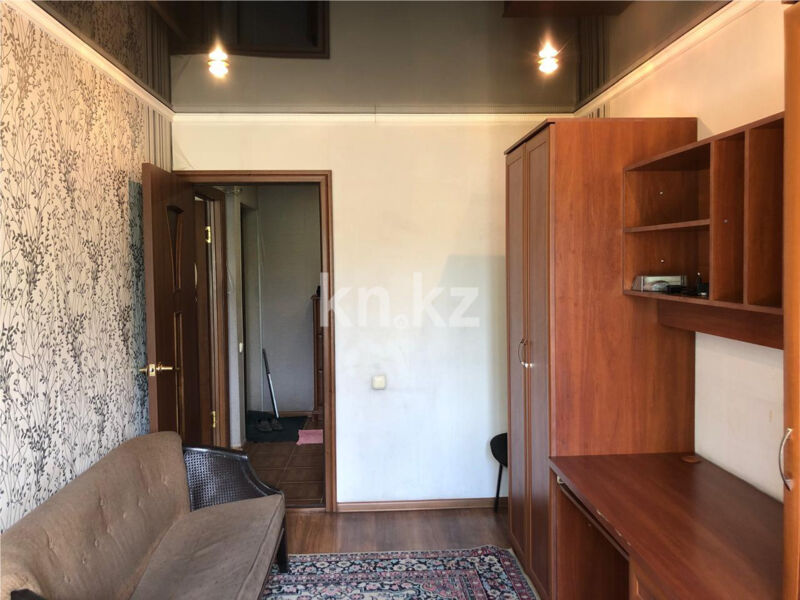 Продажа 4-комнатной квартиры, 76 м² - Продажа четырехкомнатных квартир в панельном доме в Караганде - страница 8 фото 7 из 12