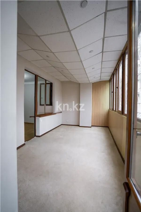 Продажа 5-комнатной квартиры, 226.2 м² - Продажа пятикомнатных и более квартир в кирпичном доме в Алматы фото 6 из 8