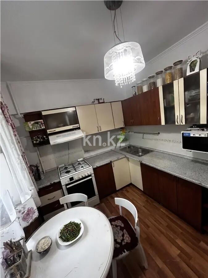 Продажа 3-комнатной квартиры, 72.5 м² - Продажа квартир в деревянном доме в Алматы фото 3 из 6