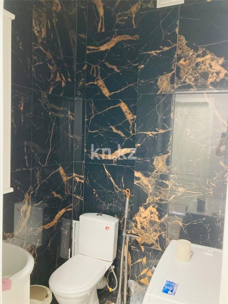 Продажа 4-комнатной квартиры, 110 м² - Продажа квартир на Юго-Востоке Караганды - страница 3 фото 15 из 24