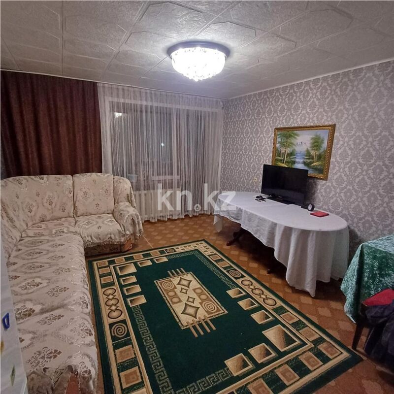 Продажа 3-комнатной квартиры, 62 м² - Продажа трехкомнатных квартир на Юго-Востоке Караганды - страница 10 фото 1 из 4