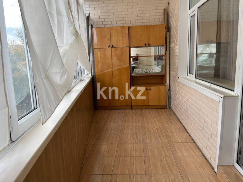 Продажа 4-комнатной квартиры, 136 м² - Продажа квартир в районе Михайловка в Караганде фото 2 из 23