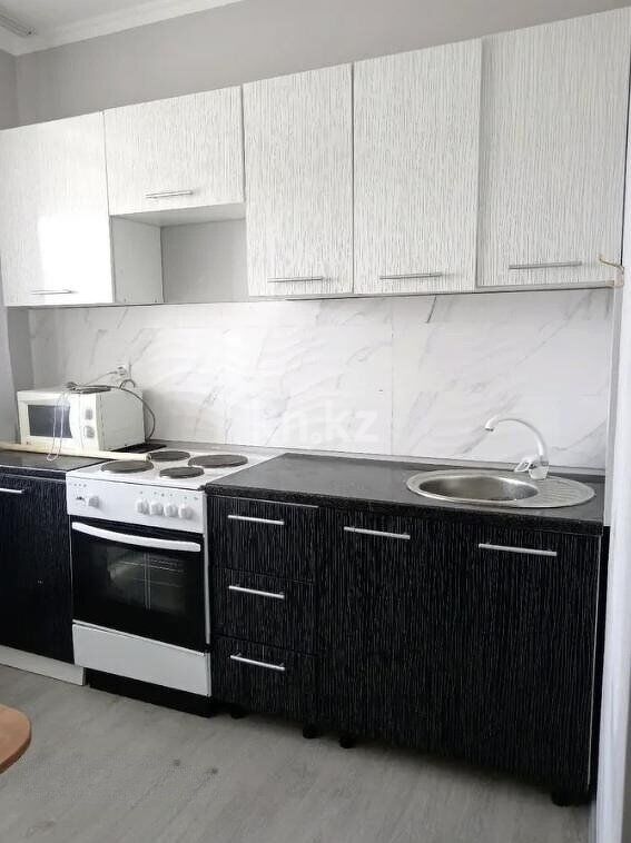 Аренда 1-комнатной квартиры, 36 м² - Аренда недвижимости в Астане фото 1 из 8