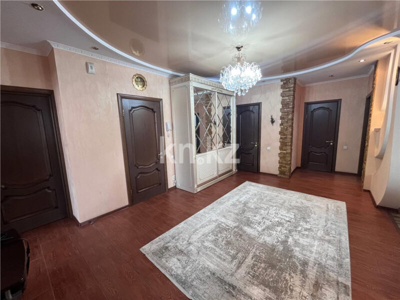 Продажа 4-комнатной квартиры, 124 м² - Продажа четырехкомнатных квартир в монолитно-каркасном доме в Караганде фото 13 из 19