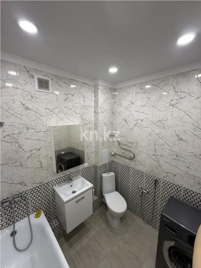 Продажа 1-комнатной квартиры, 40 м² - Продажа квартир в Казахстане - страница 46 фото 3 из 3