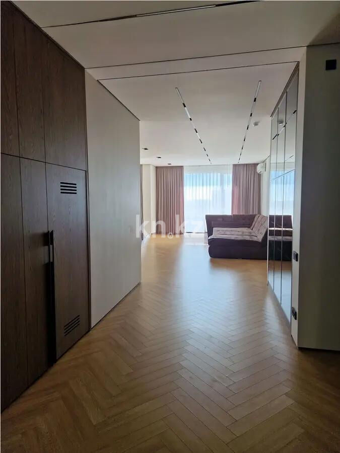 Продажа 6-комнатной квартиры, 213 м² - Продажа пятикомнатных и более квартир в монолитно-каркасном доме в Астане - страница 2 фото 1 из 13
