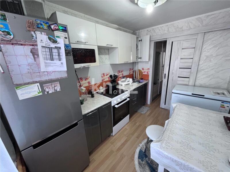 Продажа 3-комнатной квартиры, 61 м² - Продажа трехкомнатных квартир в Майкудуке Караганды - страница 9 фото 15 из 21