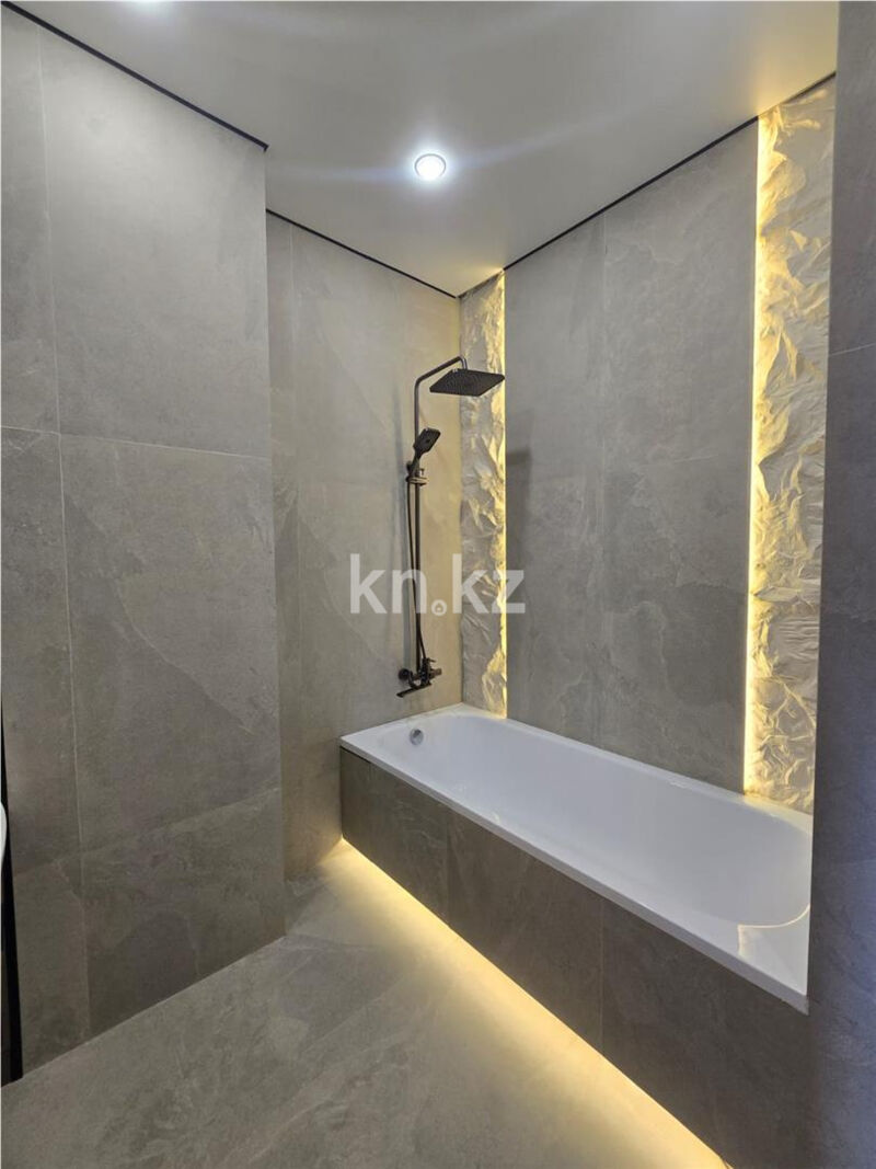 Продажа 3-комнатной квартиры, 78 м² - Продажа трехкомнатных квартир в Караганде фото 15 из 19