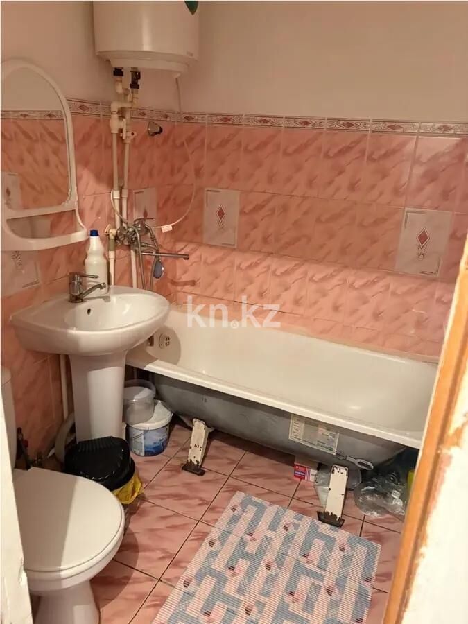 Продажа 1-комнатной квартиры, 40 м² - Продажа квартир от собственников в Караганде фото 3 из 4