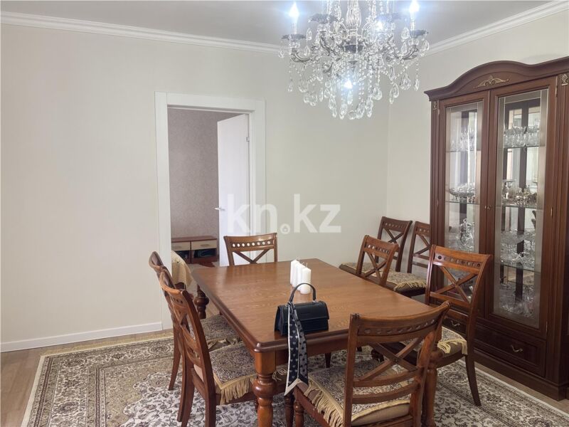 Продажа 4-комнатной квартиры, 77 м² - Продажа четырехкомнатных квартир в панельном доме в Караганде фото 3 из 31