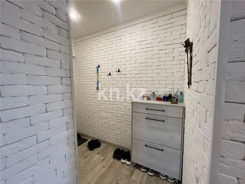 Продажа 1-комнатной квартиры, 31 м² - Продажа однокомнатных квартир в Караганде - страница 2 фото 7 из 9