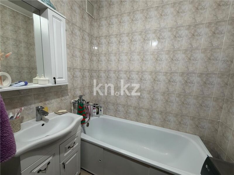 Продажа 2-комнатной квартиры, 79 м² - Продажа двухкомнатных квартир в Караганде - страница 4 фото 16 из 30