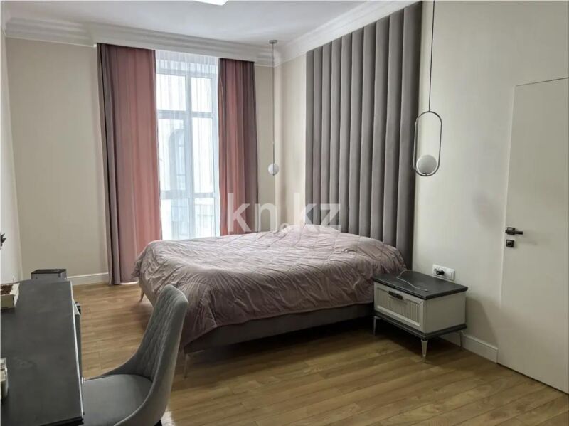 Продажа 4-комнатной квартиры, 202 м² - Продажа четырехкомнатных квартир в кирпичном доме в Казахстане - страница 2 фото 2 из 8