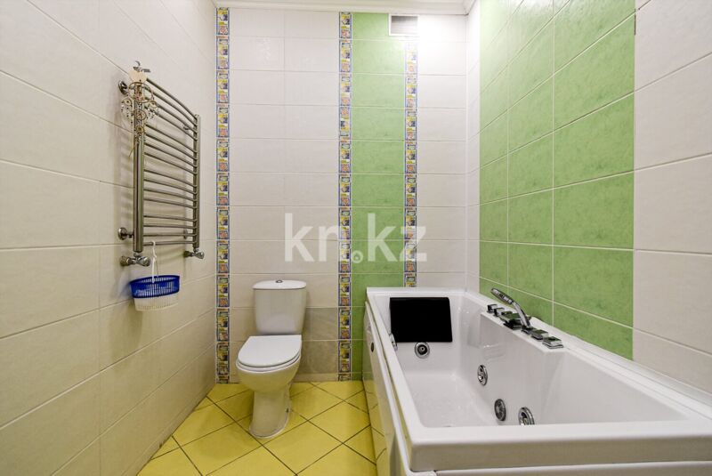 Продажа 4-комнатной квартиры, 241 м² - Продажа четырехкомнатных квартир в Медеуском р-не Алматы фото 13 из 40
