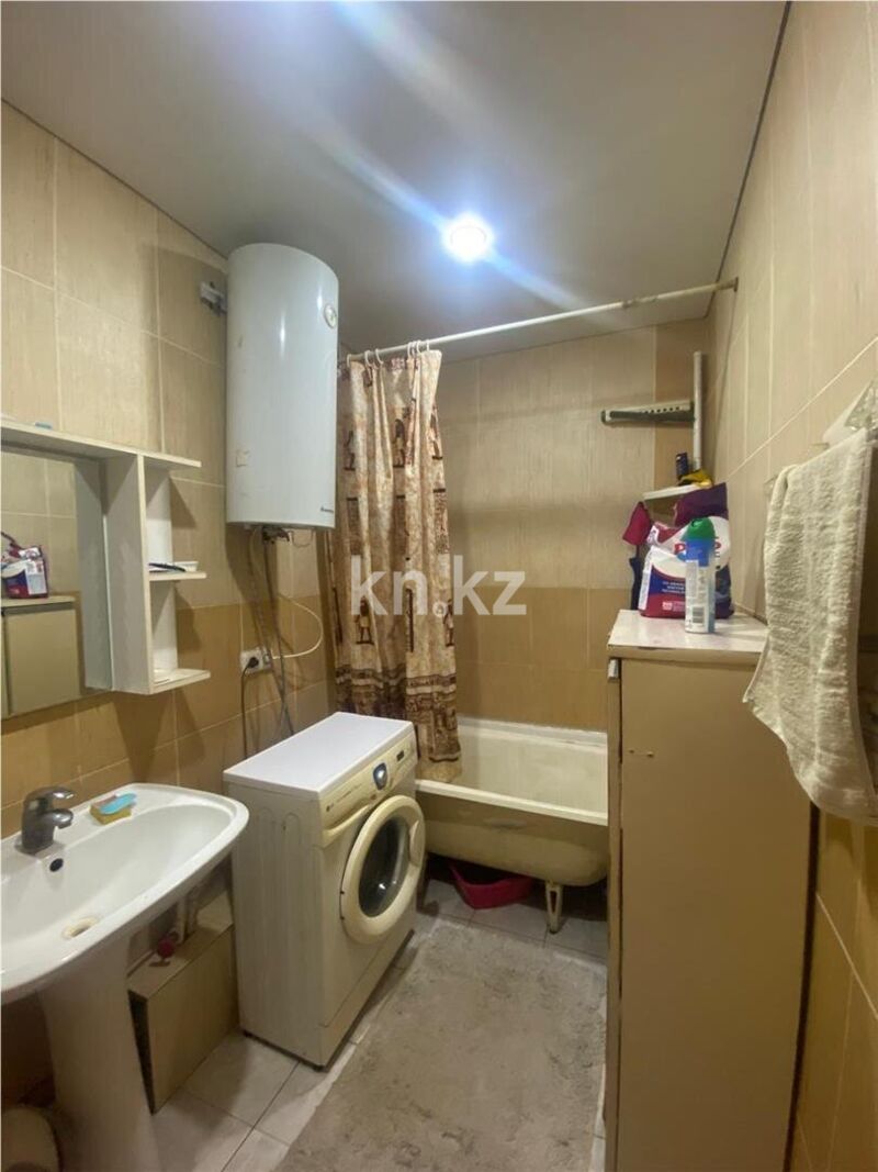 Продажа 2-комнатной квартиры, 55 м² - Продажа квартир в кирпичном доме в Караганде - страница 9 фото 7 из 14