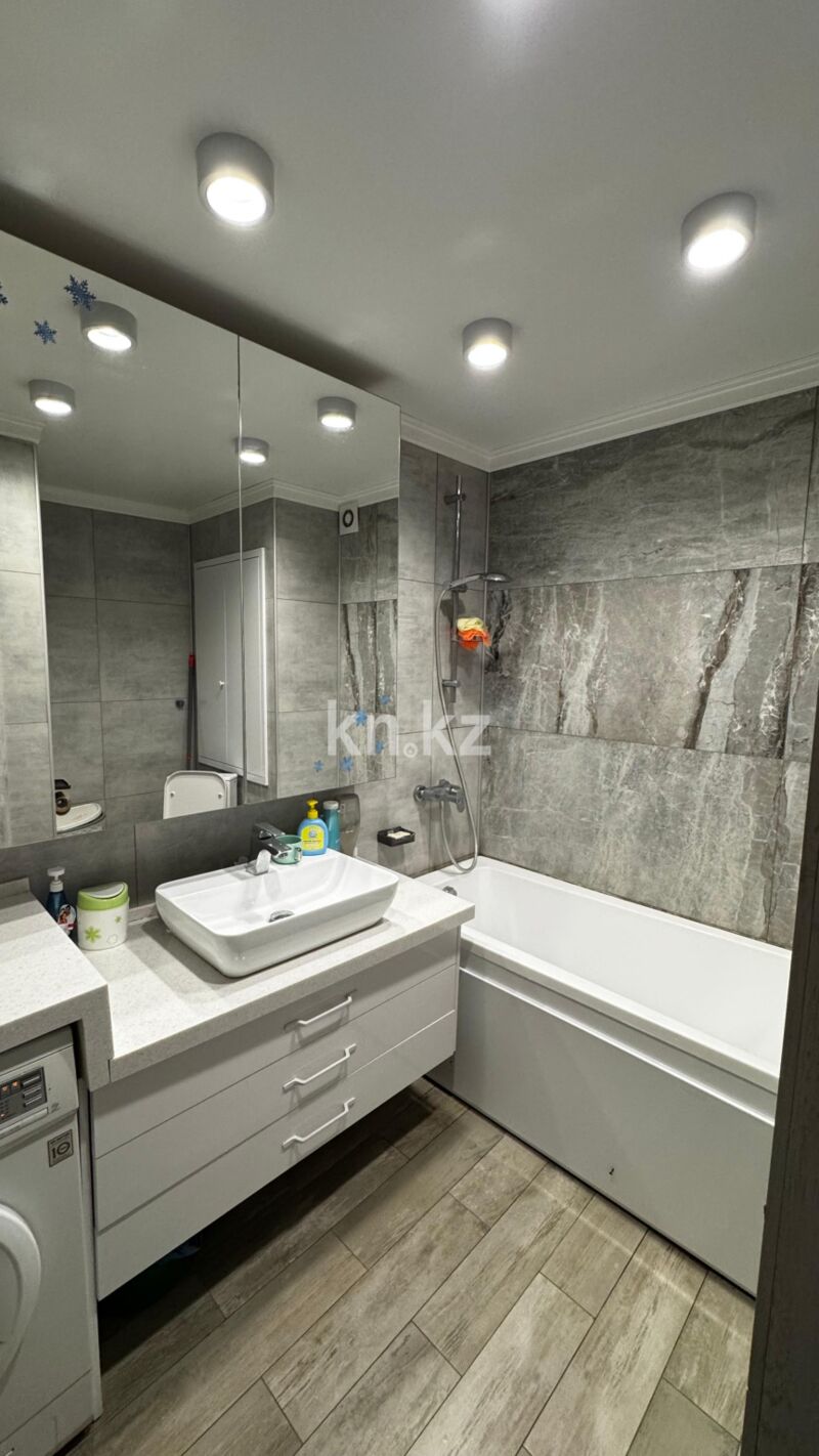 Продажа 4-комнатной квартиры, 134.9 м² - Продажа четырехкомнатных квартир в кирпичном доме в Караганде - страница 4 фото 5 из 33