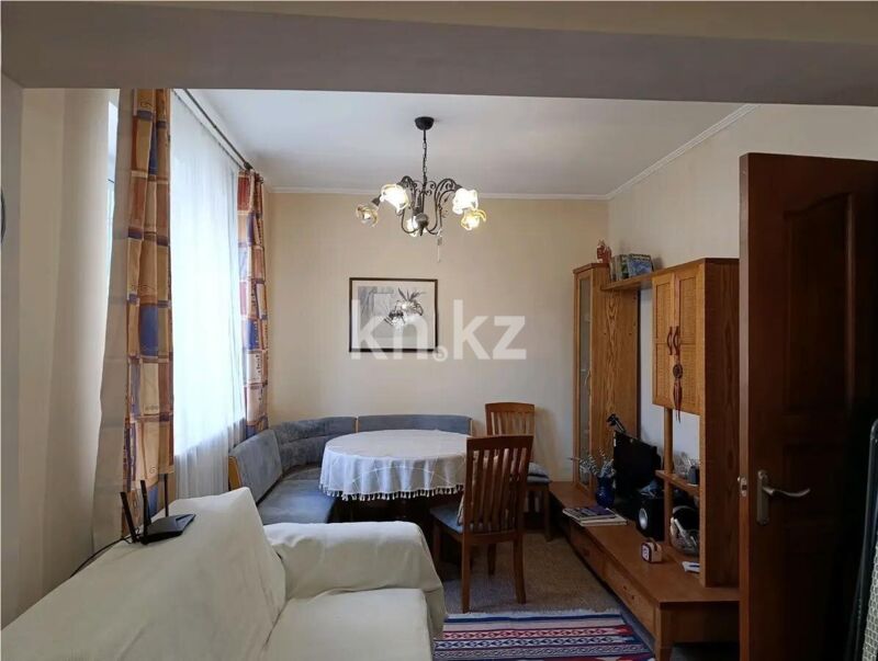 Продажа 3-комнатной квартиры, 67 м² - Продажа трехкомнатных квартир в кирпичном доме в Алматы фото 1 из 8