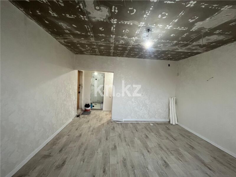 Продажа 1-комнатной квартиры, 36 м² - Продажа однокомнатных квартир в панельном доме в Караганде - страница 8 фото 2 из 14