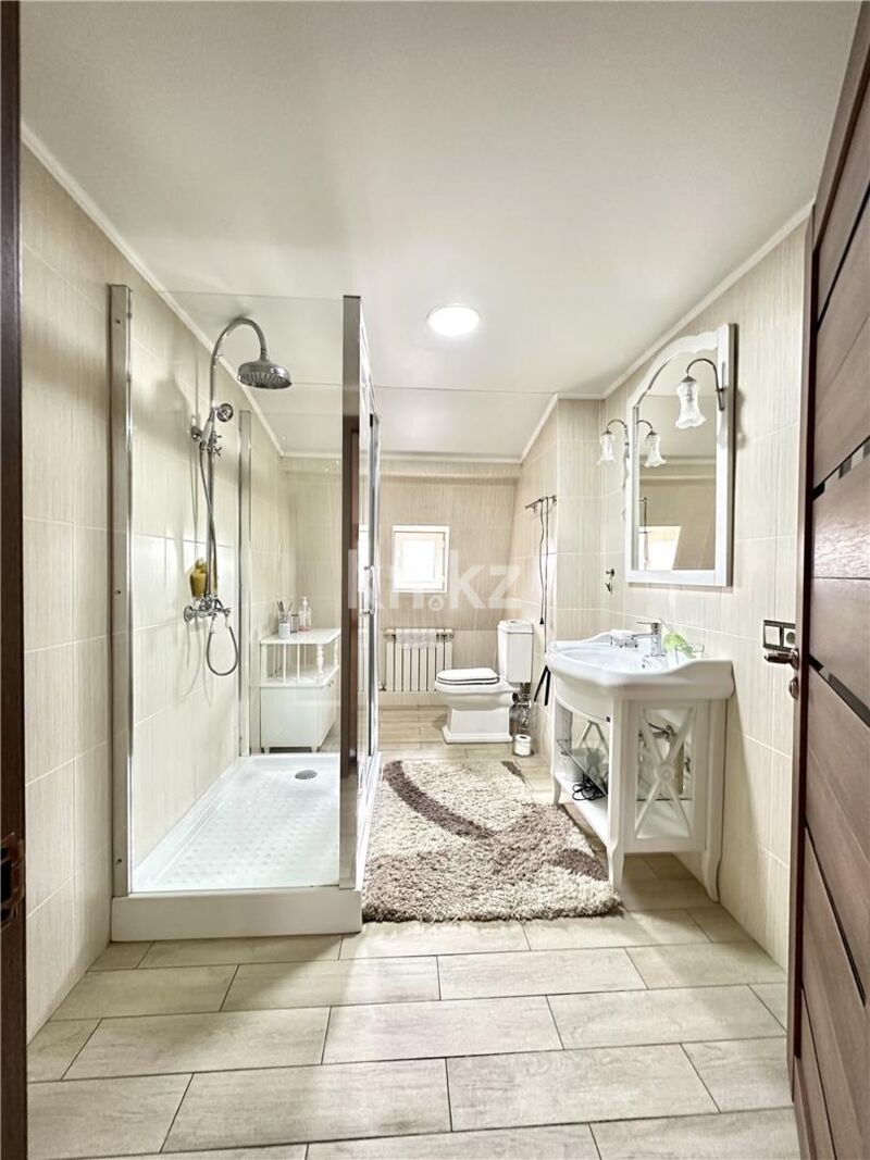 Продажа 6-комнатного дома, 400.7 м² - Продажа домов, коттеджей в Караганде - страница 7 фото 17 из 52