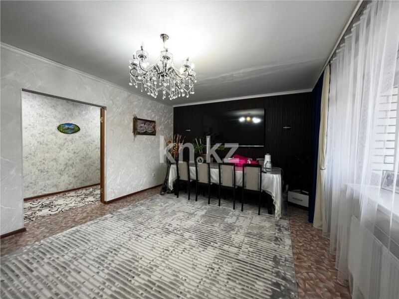 Продажа 3-комнатной квартиры, 92 м² - Продажа трехкомнатных квартир в Майкудуке Караганды - страница 8 фото 3 из 18