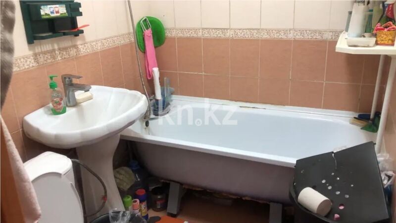 Продажа 1-комнатной квартиры, 30 м² - Продажа однокомнатных квартир в панельном доме в Караганде - страница 8 фото 1 из 1
