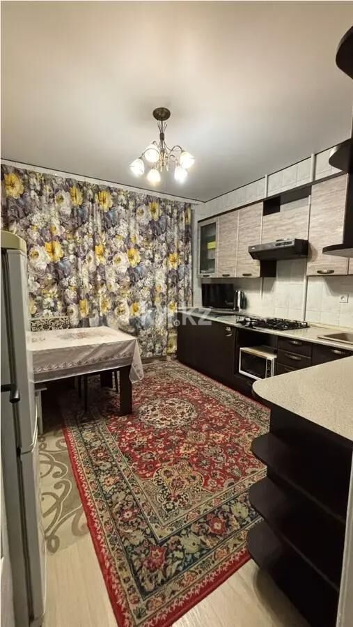 Продажа 2-комнатной квартиры, 62.7 м² - Продажа двухкомнатных квартир в панельном доме в Алматы - страница 3 фото 4 из 7
