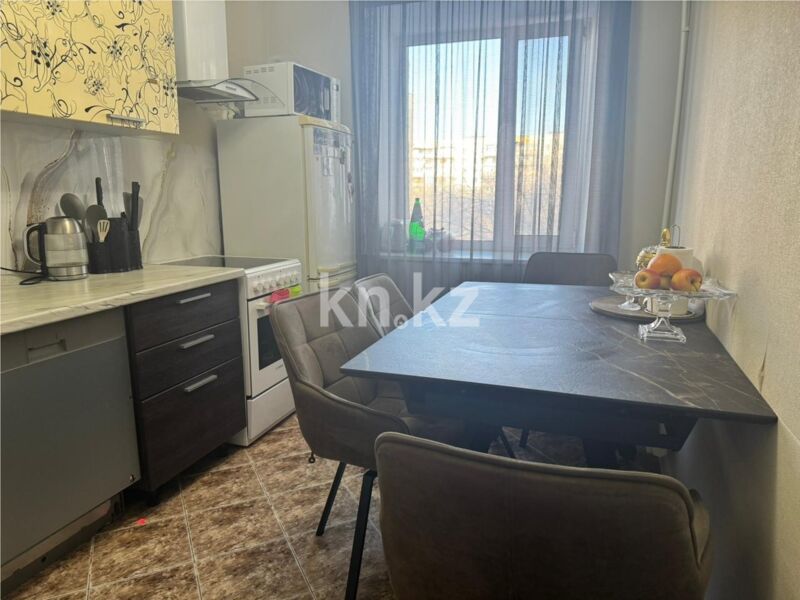 Продажа 3-комнатной квартиры, 65 м² - Продажа трехкомнатных квартир на Юго-Востоке Караганды - страница 16 фото 6 из 12