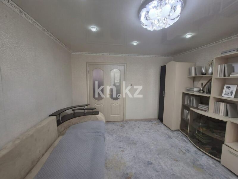 Продажа 3-комнатной квартиры, 60 м² - Продажа квартир в Майкудуке Караганды - страница 37 фото 2 из 7