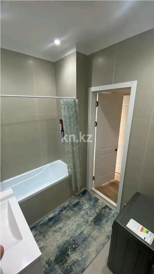 Продажа 3-комнатной квартиры, 92.3 м² - Продажа трехкомнатных квартир в кирпичном доме в Казахстане фото 3 из 3