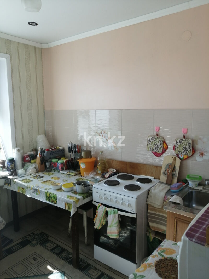 Продажа 4-комнатной квартиры, 77 м² - Продажа четырехкомнатных квартир в панельном доме в Караганде фото 10 из 11