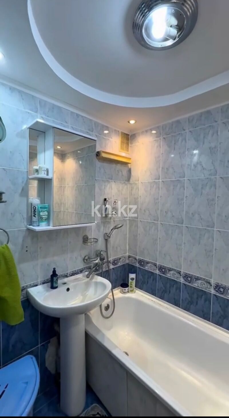 Продажа 3-комнатной квартиры, 60.9 м² - Продажа трехкомнатных квартир в Майкудуке Караганды - страница 4 фото 12 из 20