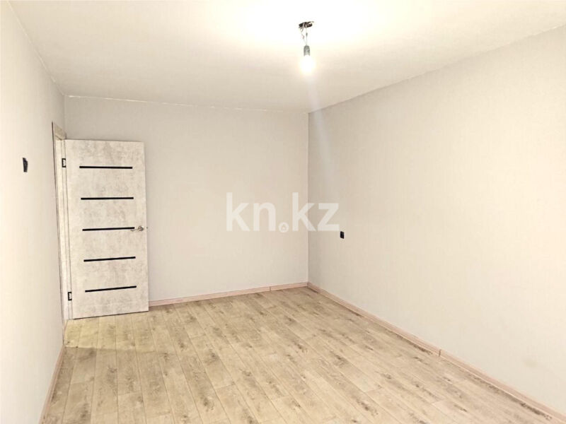 Продажа 3-комнатной квартиры, 62 м² - Продажа квартир в панельном доме в Караганде фото 1 из 14