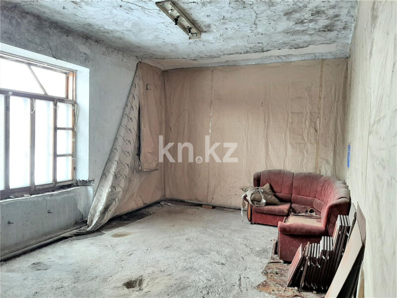 Продажа 9-комнатного дома, 314.8 м² - Продажа земельных участков в Темиртау фото 2 из 27