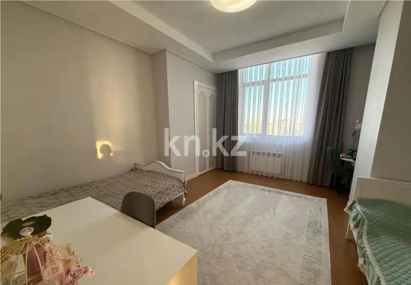 Продажа 4-комнатной квартиры, 175 м² - Продажа квартир в блочном доме в Казахстане - страница 5 фото 3 из 6