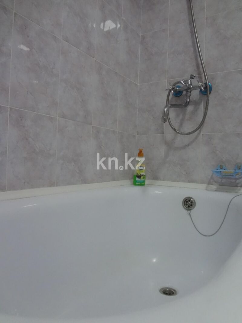 Аренда 2-комнатной квартиры посуточно, 56 м² - Аренда двухкомнатных квартир посуточно в Казахстане - страница 4 фото 11 из 15