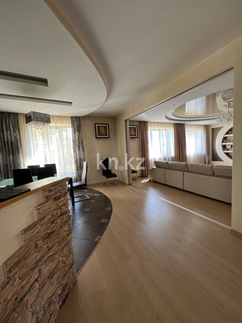 Продажа 7-комнатного дома, 370 м² - Продажа домов, коттеджей в Городе Караганды фото 1 из 40