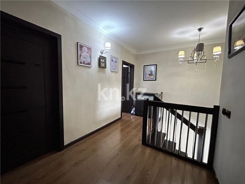 Продажа 4-комнатной квартиры, 139.7 м² - Продажа четырехкомнатных квартир в кирпичном доме в Казахстане - страница 23 фото 3 из 19
