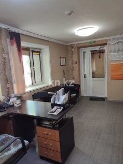Продажа помещения, 61 м² - Продажа офисных и торговых помещений в Караганде фото 2 из 5