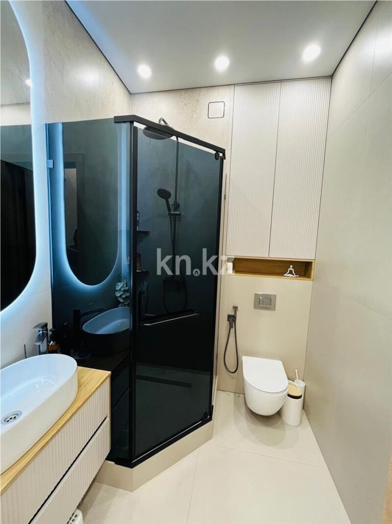 Продажа 3-комнатной квартиры, 98 м² - Продажа трехкомнатных квартир на Юго-Востоке Караганды - страница 15 фото 8 из 16